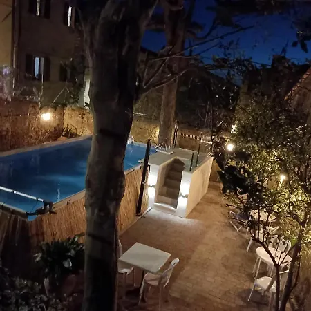 Etrusca 4*