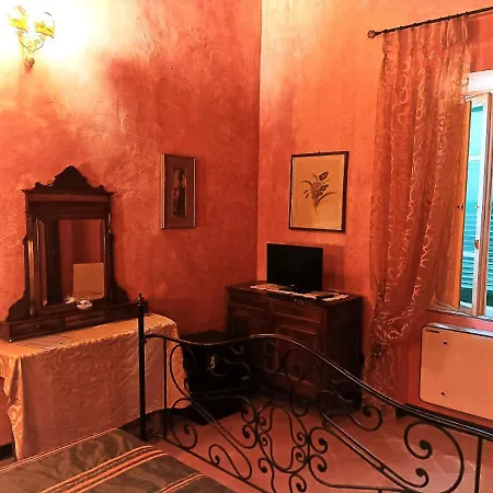 Etrusca Bed & Breakfast 3*