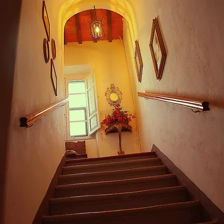 Etrusca Bed & Breakfast